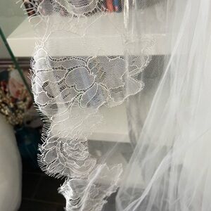Vera Wang White Bridal Veil